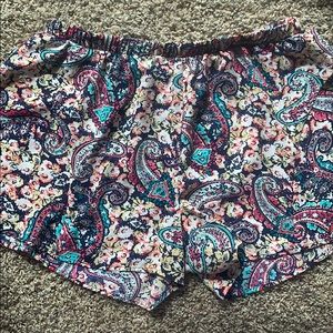 🌟 Xhilaration Flowy Shorts w/ Paisley Design